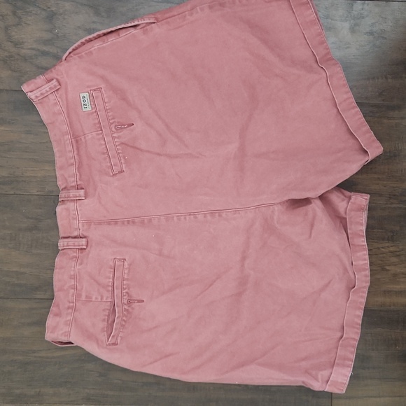 Izod Chino Shorts - Picture 3 of 4